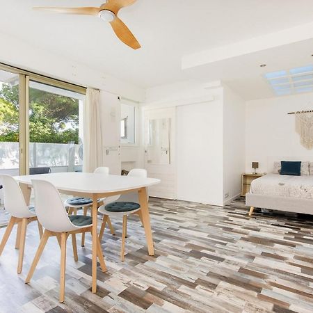 Grand Studio Neuf Face Port Et Plage, Parking Prive Golfe-Juan Ngoại thất bức ảnh