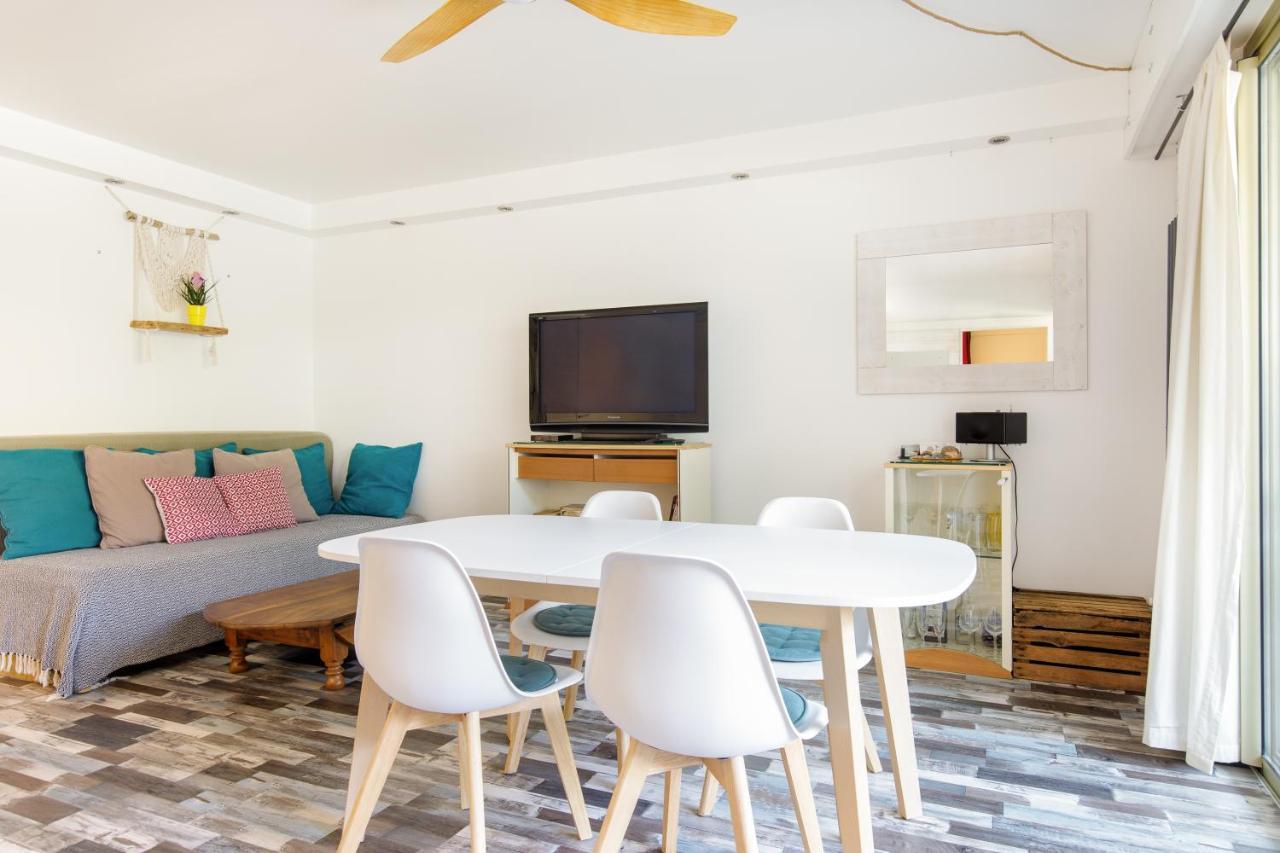 Grand Studio Neuf Face Port Et Plage, Parking Prive Golfe-Juan Ngoại thất bức ảnh