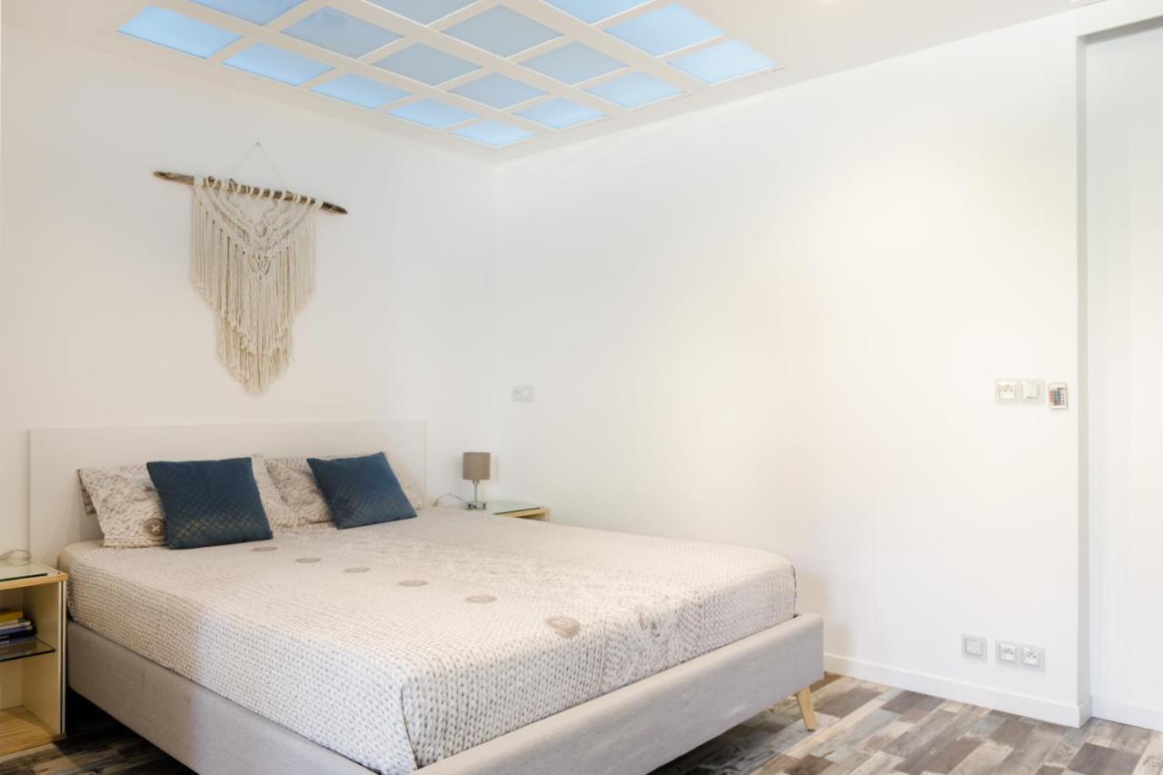 Grand Studio Neuf Face Port Et Plage, Parking Prive Golfe-Juan Ngoại thất bức ảnh